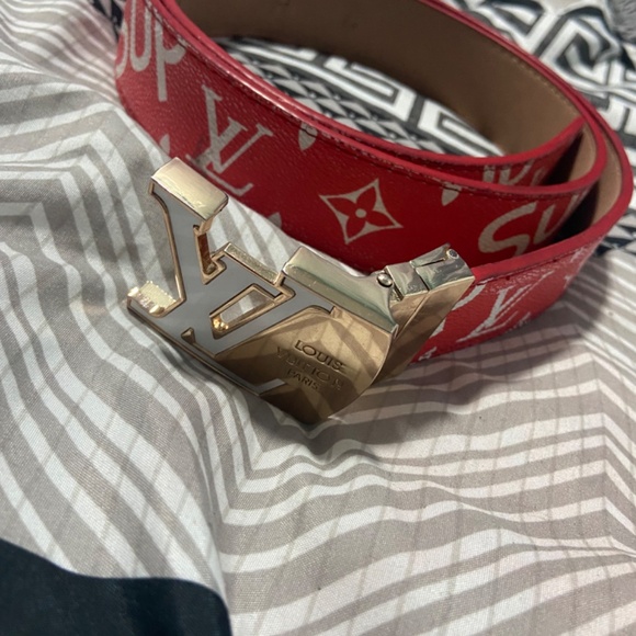 Louis Vuitton / Supreme    Red & White Belt!!! - Picture 3 of 8